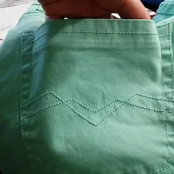 NWT Women's Skinny Jeans - Picture 5 of 7